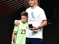 星空体育-阿根廷队闪耀国际舞台上的比赛