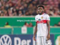 星空体育-马赛队球员意外受伤，备战面临挑战