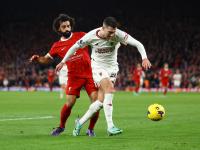 星空体育-利物浦客场战平曼联，延续不败战绩