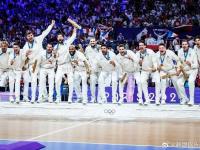 星空体育-法国队员勇夺银牌，成绩喜人