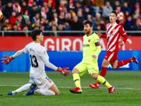 星空体育-梅西连场进球，巴萨险胜格拉