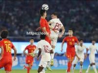 星空体育-亚洲杯半决赛对决拉开帷幕，悬念难解