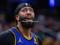 星空体育-鹈鹕队主教练表态支持球员决定