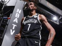 星空体育-雄鹿奔向胜利，篮网阻击何在？