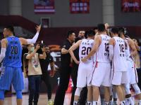 星空体育-俄罗斯篮球联赛冠军诞生，球迷欢呼雀跃