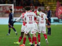 星空体育-摩纳哥继续领跑，主场击败对手