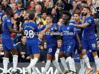 星空体育-曼城中场杀手火线复出，对罗马攻击积极