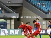 星空体育-赛前训练场面曝光，球员全力备战