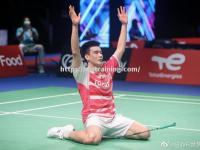 星空体育-印尼选手在羽毛球赛中横扫对手