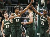 星空体育-雄鹿队主场失利，是否会影响他们的晋级？