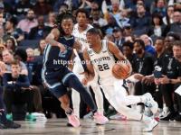 星空体育-马刺主场不敌灰熊，遭遇失利