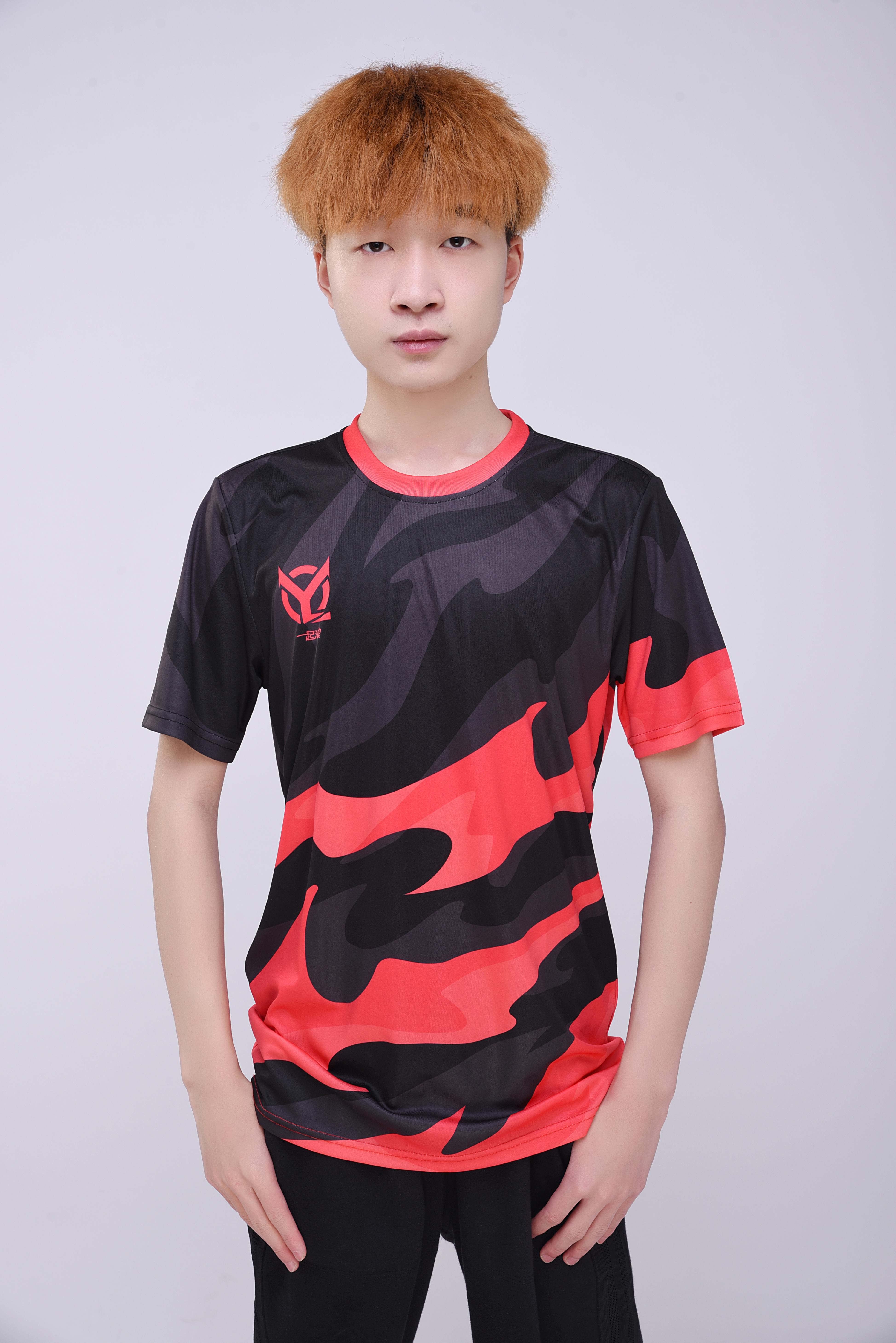 阿贾克斯队员势不可挡，勇往直前备战大赛