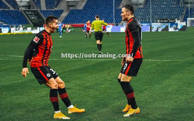 球队备战迎接挑战，士气高昂追逐亚洲荣耀