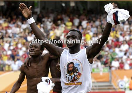 南美球队展现出色球技，势不可挡取得胜利