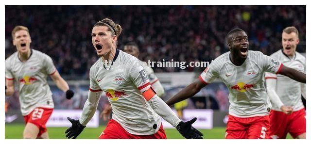 欧冠热门球队连战连胜，杀入八强淘汰赛