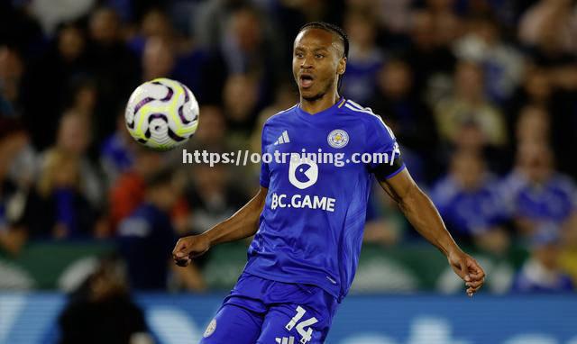 利勒斯特城在主场取胜排名上升