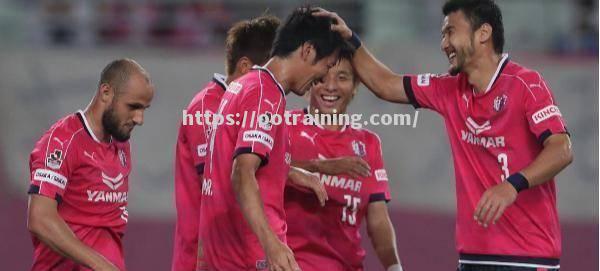 大阪樱花球员状态神勇，表现出色