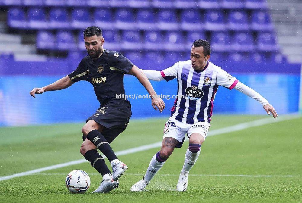 埃瓦尔惨遭惨败!保级形势不容乐观 埃瓦尔惨遭惨败!保级形势不容乐观