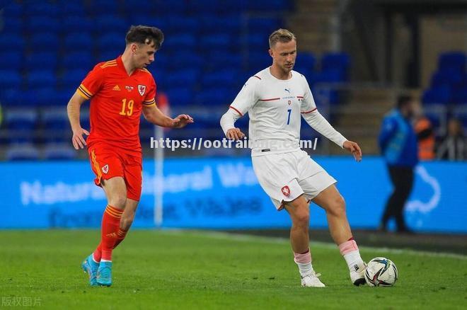 葡萄牙挑战克罗地亚，欧预赛赛场激烈角逐