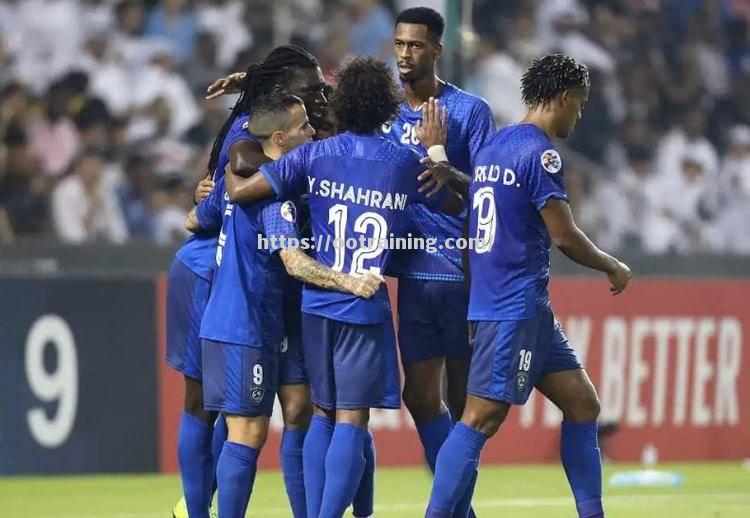 佛罗伦萨主场告负,艰难一役 佛罗伦萨主场告负,艰难一役