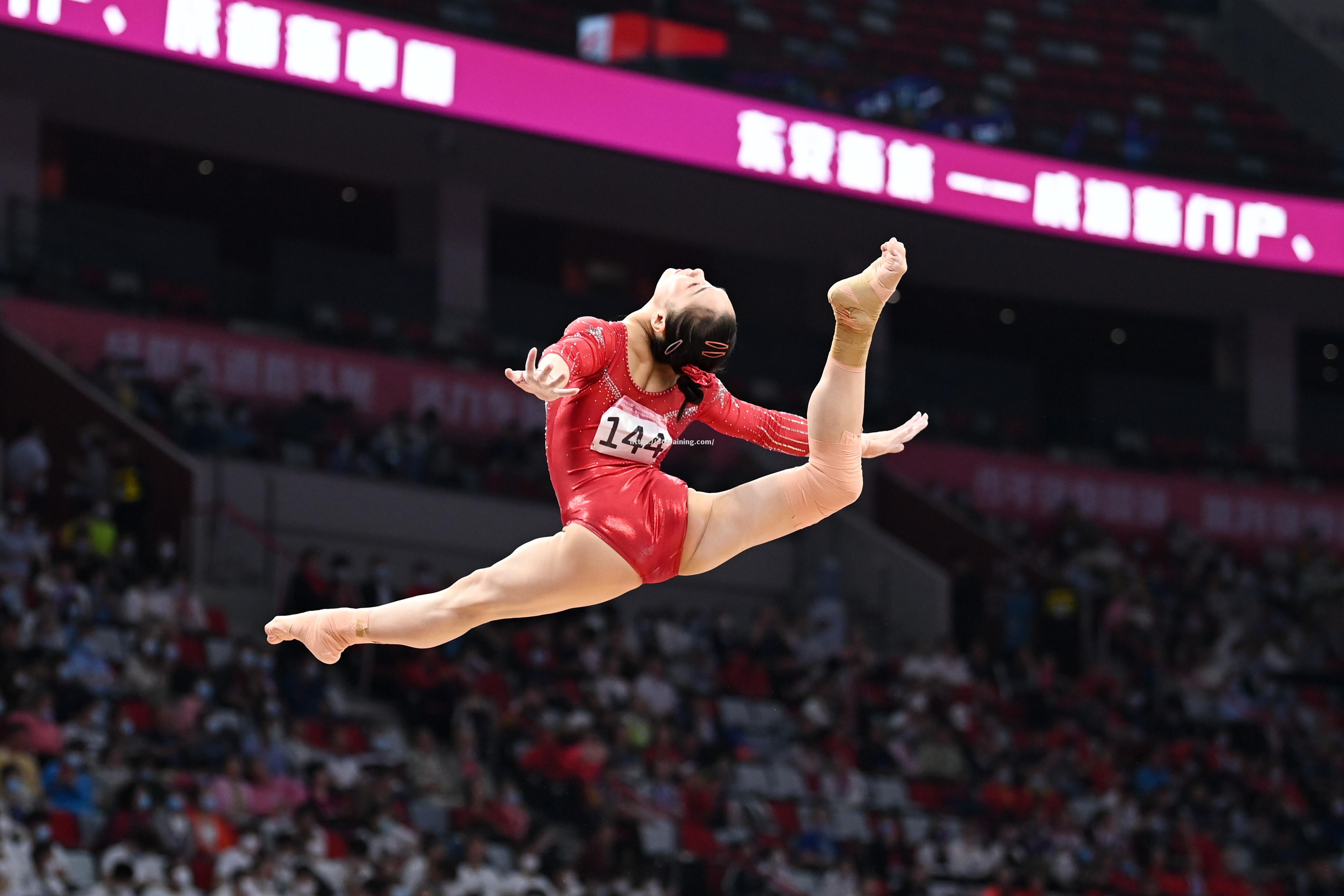 体操高难度动作，惊艳瞬间震撼人心