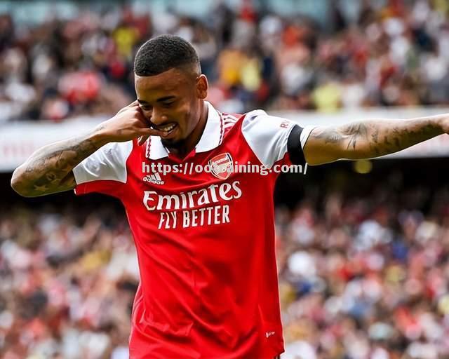 格拉纳达弃将德展示，遭遇劝退