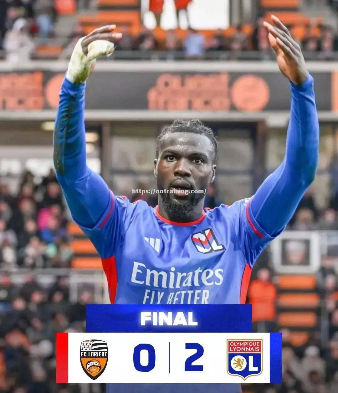 里尔豪取三分高居积分榜首位