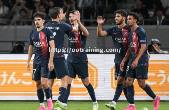 法国巴黎圣日耳曼俱乐部签下意大利中场球员 法国巴黎圣日耳曼俱乐部签下意大利中场球员