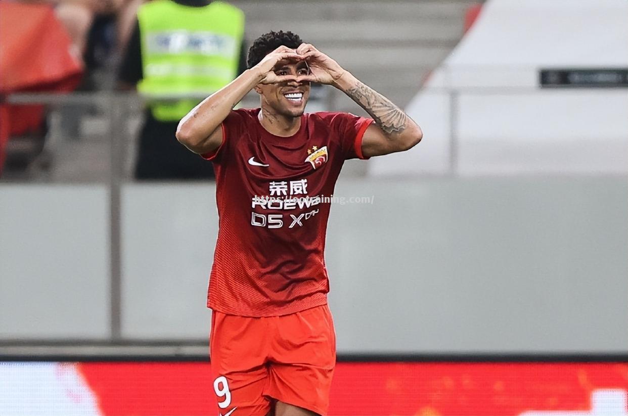 天津泰达客场大胜,保级火线稍缓 天津泰达客场大胜,保级火线稍缓