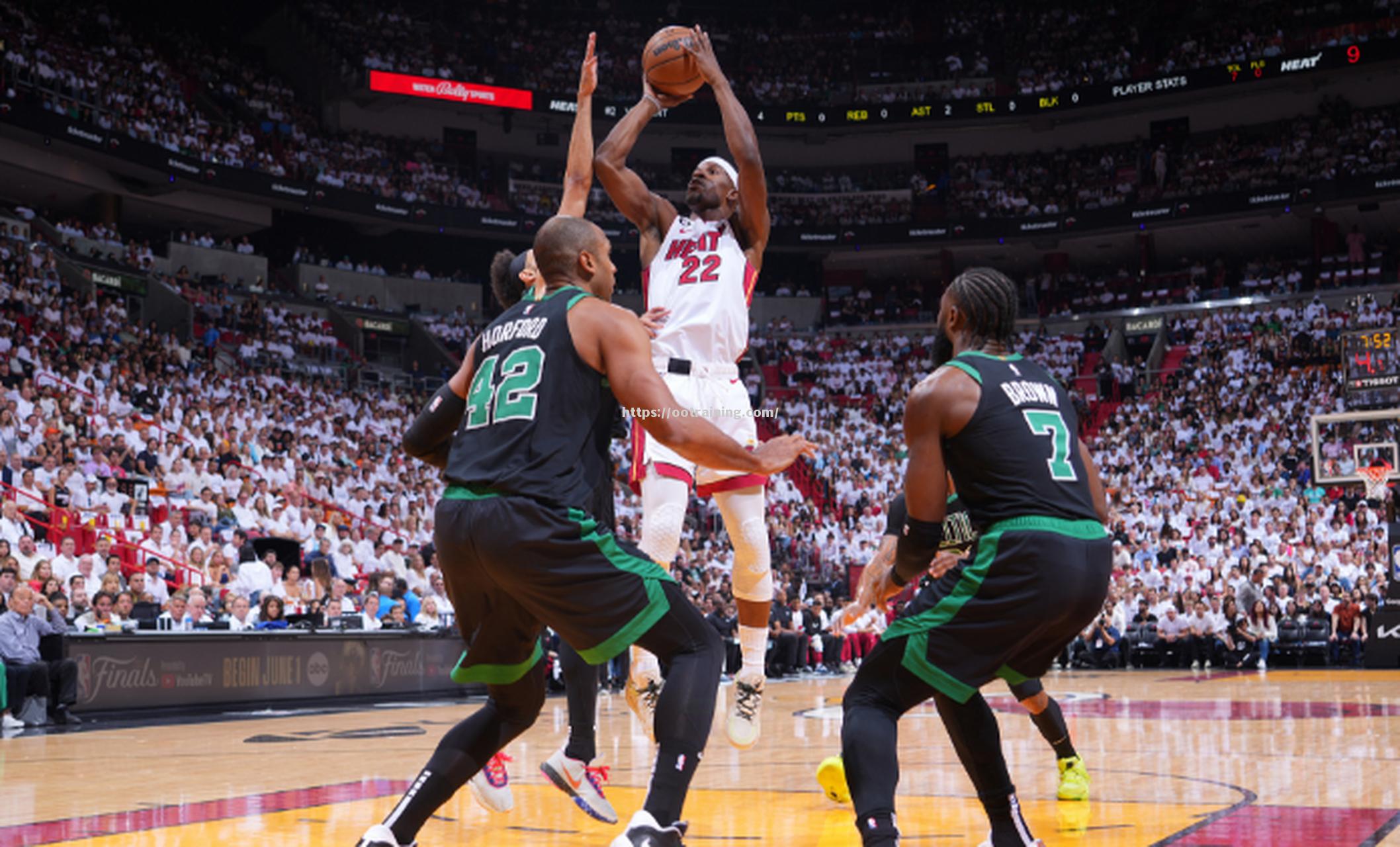 热火夺得胜利，赢得东部决赛第一场胜利