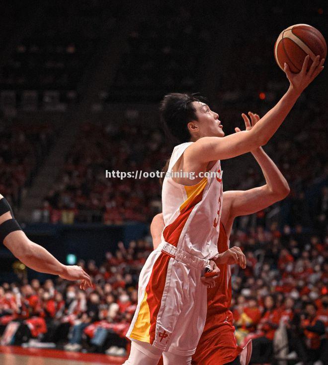 外援失手频现,球队遭受反击 外援失手频现,球队遭受反击