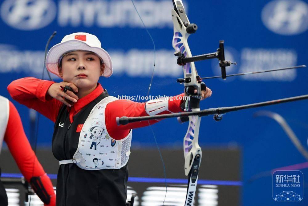 英国射箭队夺冠成功,稳住第一位置 英国射箭队夺冠成功,稳住第一位置