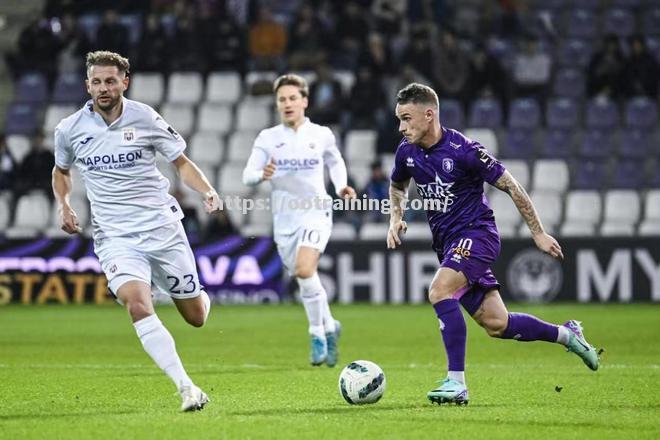 热刺主场大胜谢菲联,扩大差距优势 热刺主场大胜谢菲联,扩大差距优势