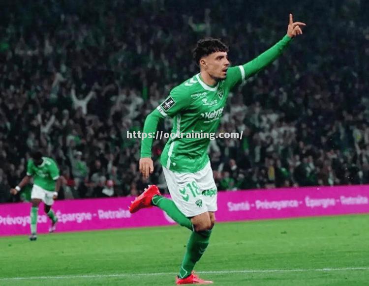 圣埃蒂安-逆转里昂，终结连败颓势