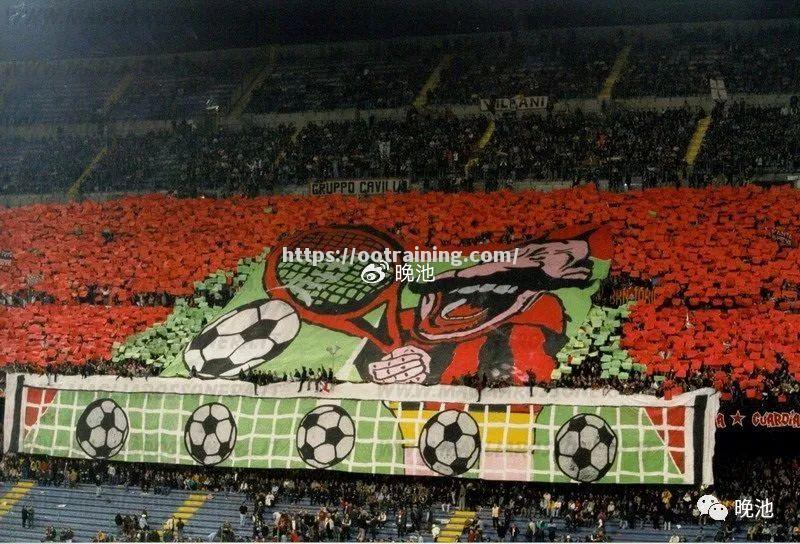 蓝黑军团主场失利,艰难一战不敌对手 蓝黑军团主场失利,艰难一战不敌对手