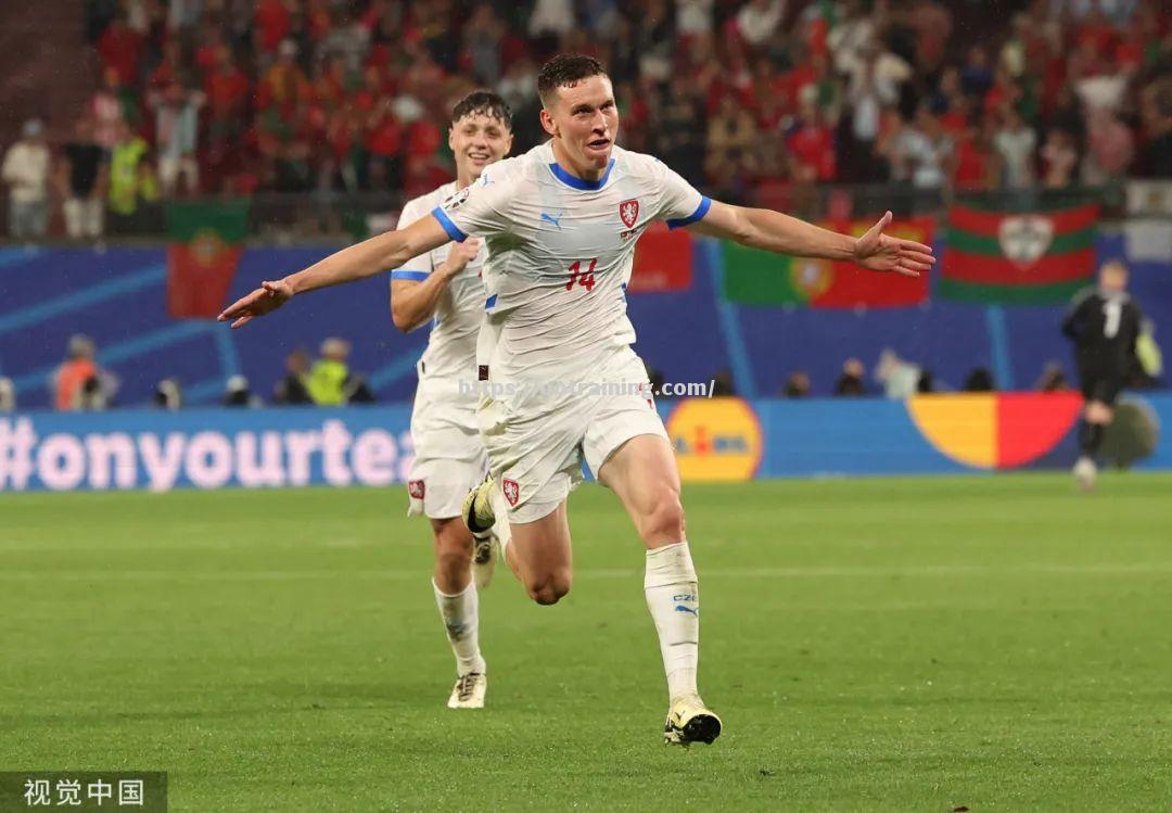 葡萄牙逆转瑞士,欧洲国家联赛斗志昂扬战况绝伦 葡萄牙逆转瑞士,欧洲国家联赛斗志昂扬战况绝伦