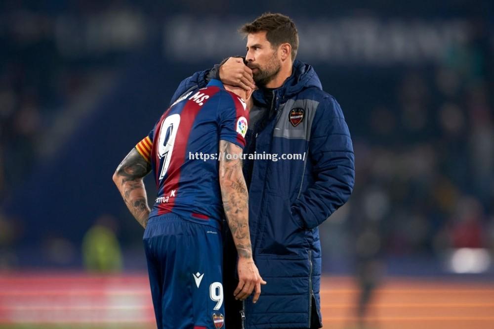 瓦伦西亚主场失败，遭遇连败