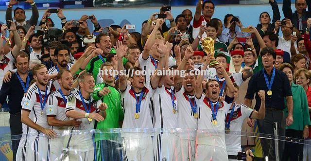 南非队在场上表现亮眼