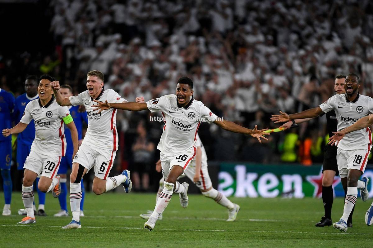 法兰克福客场遗憾告负，德甲前进重重困境