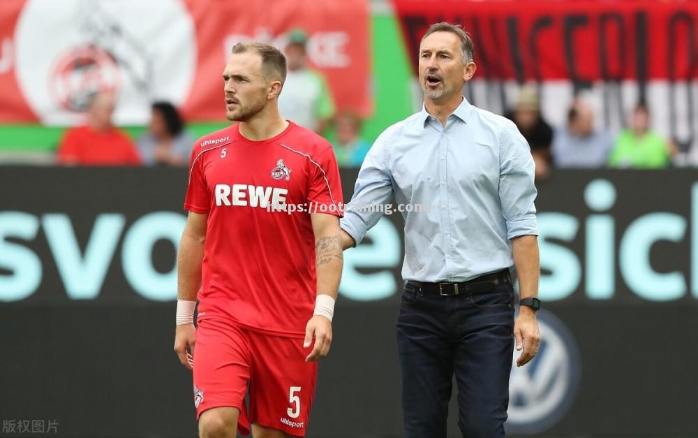 斯洛文尼亚主场战平克罗地亚,小组悬念仍在继续 斯洛文尼亚主场战平克罗地亚,小组悬念仍在继续