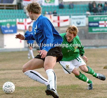 爱沙尼亚大败:负北爱尔兰后,小组排名下滑 爱沙尼亚大败:负北爱尔兰后,小组排名下滑