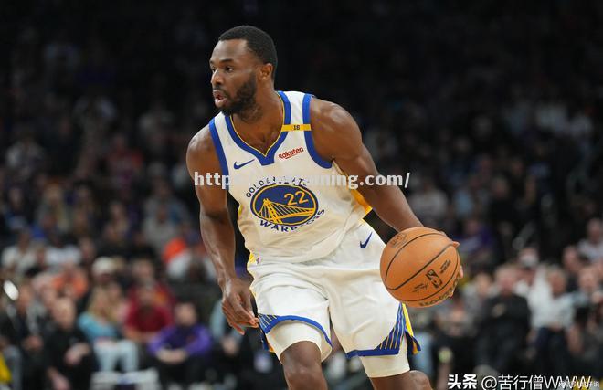 勇士惊险击败快船,维金斯命中绝杀 勇士惊险击败快船,维金斯命中绝杀