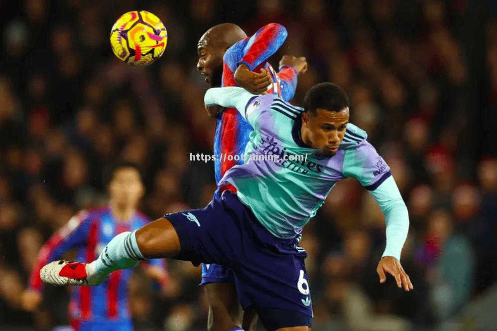 阿森纳前锋连续两场进球，成为焦点