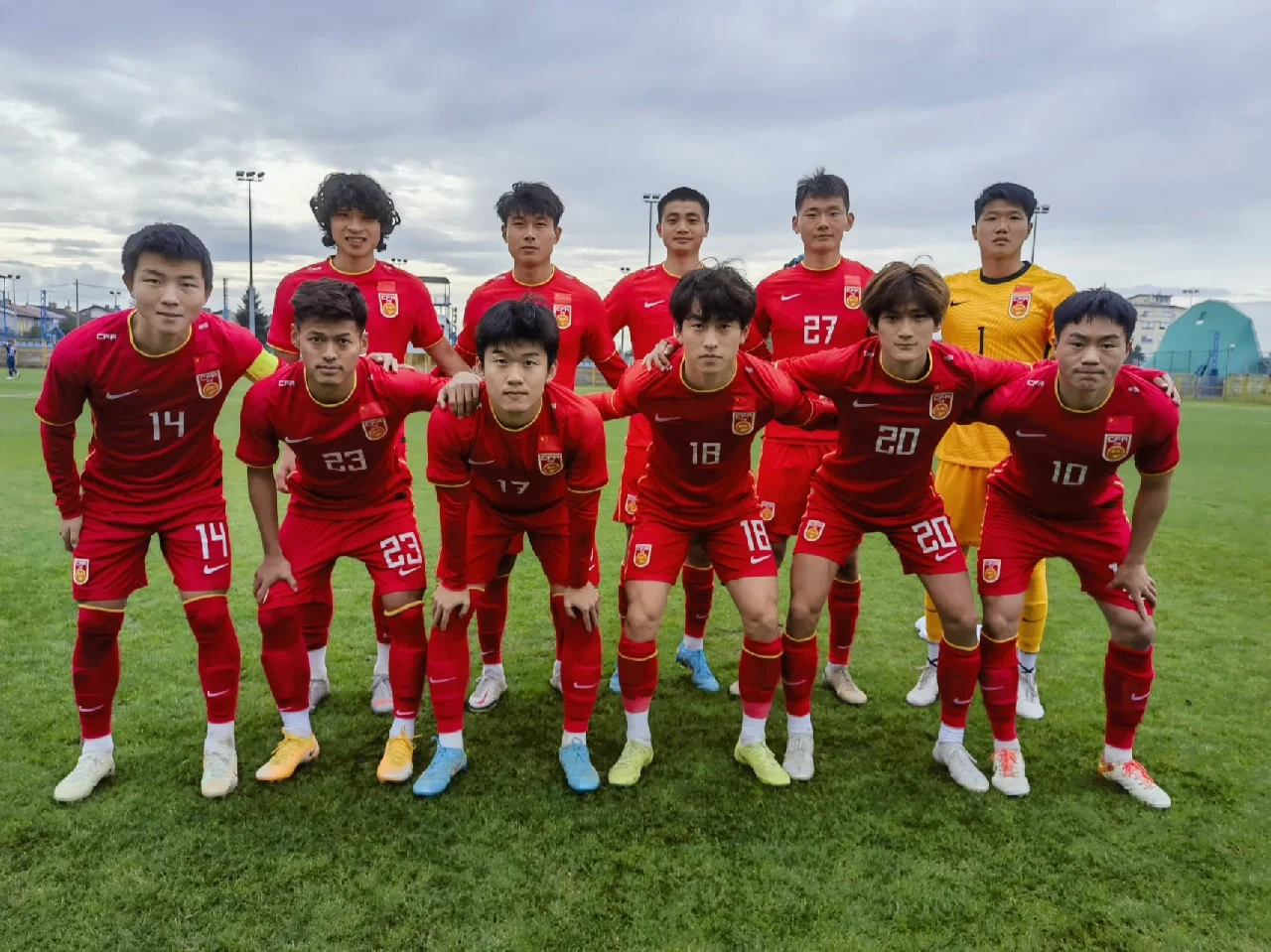 视死如归，球队以最强的实力迎战对手