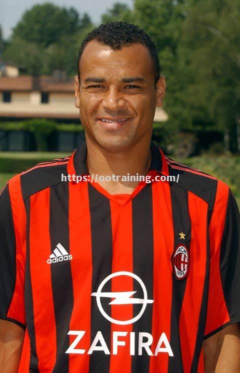 哈特福德竞技签下前AC米兰球员